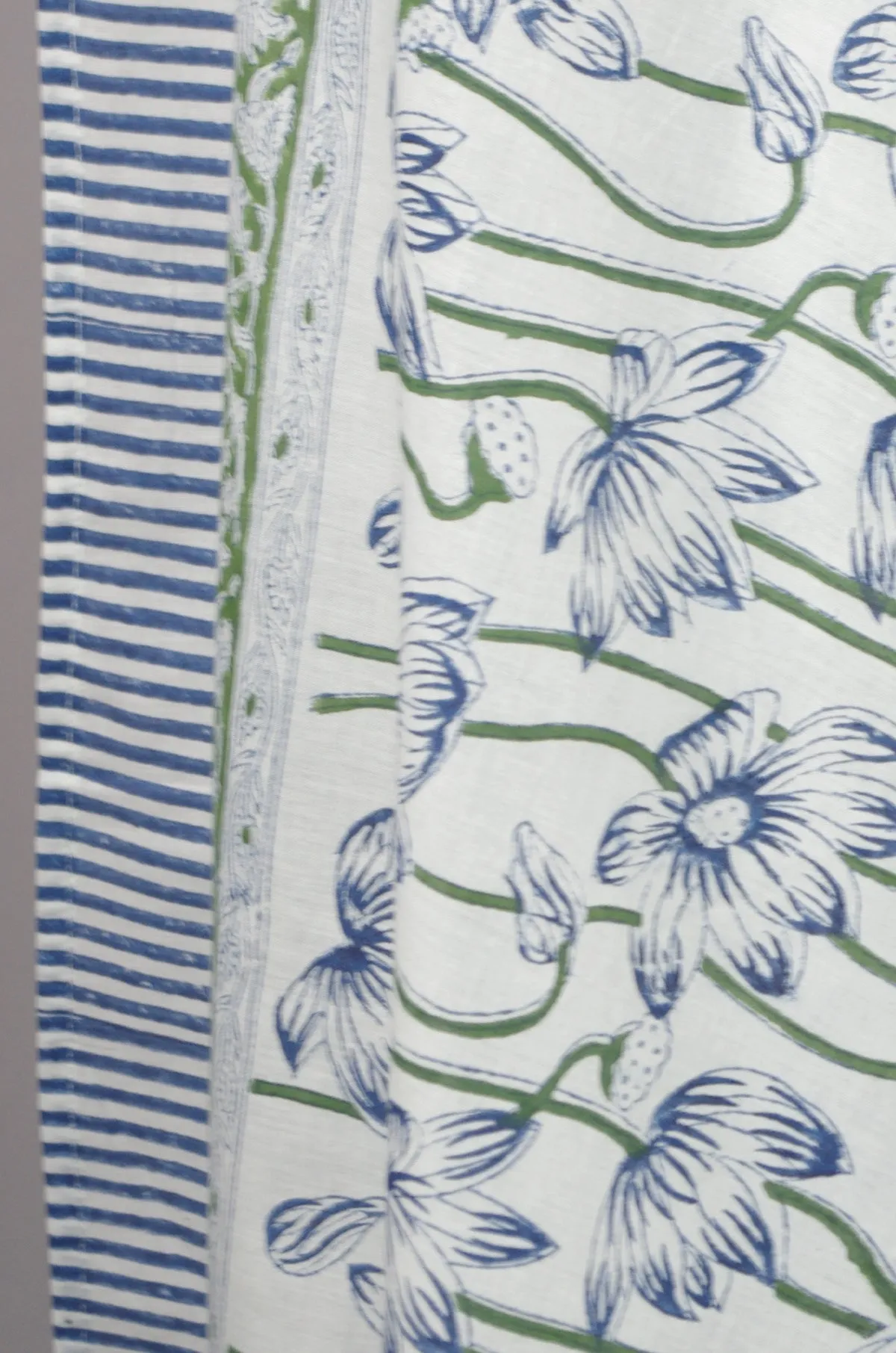 Beach Coverup Sarong Pareo - Blue Lilies