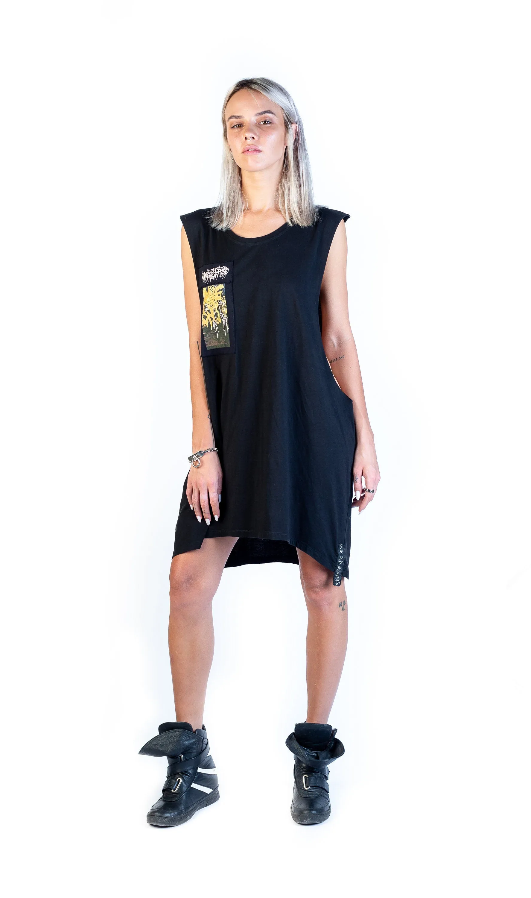 Ebony Metal Rave Unisex Oversized Sleeveless Shirt