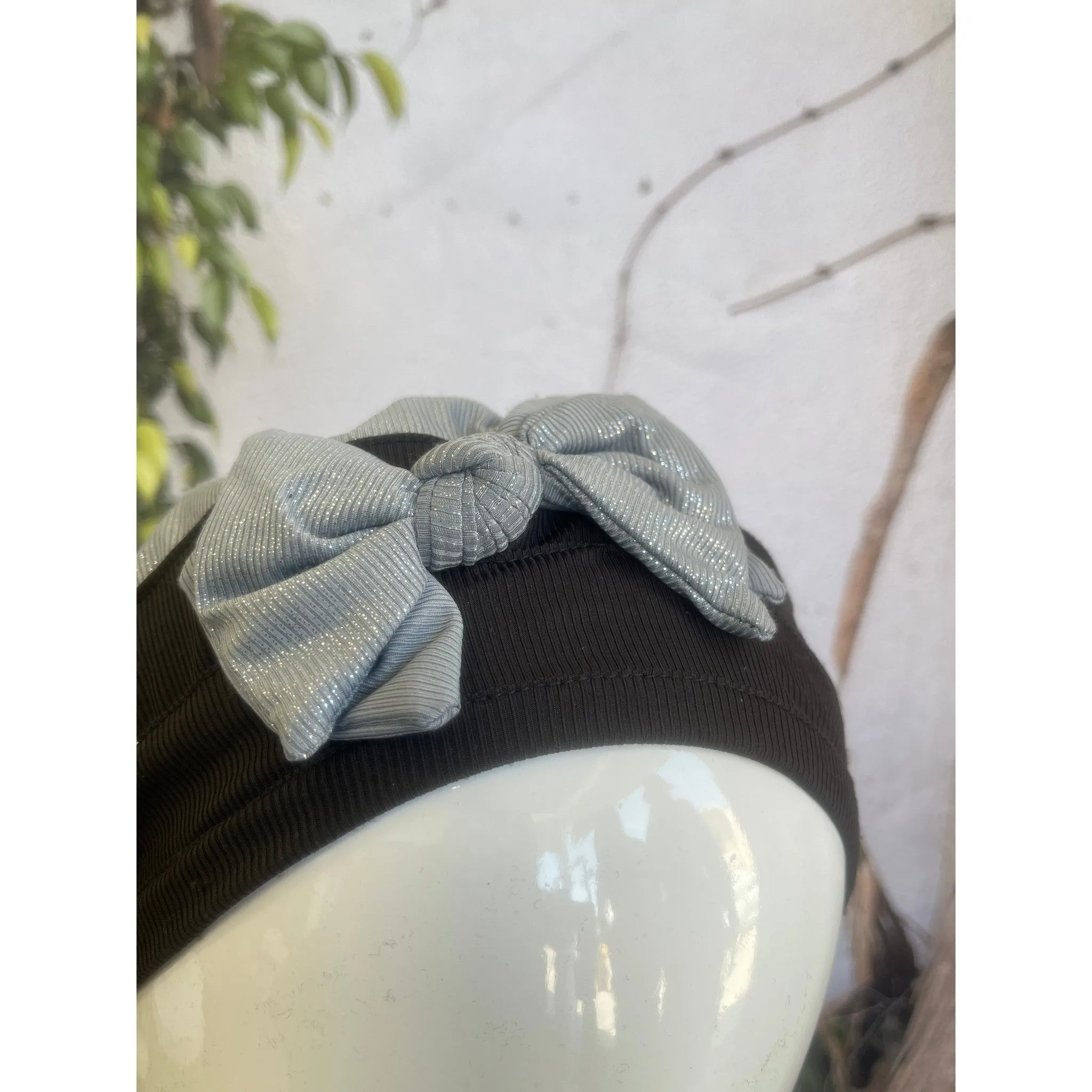 Embellished Hat - Size #1 Black/Silver Bow