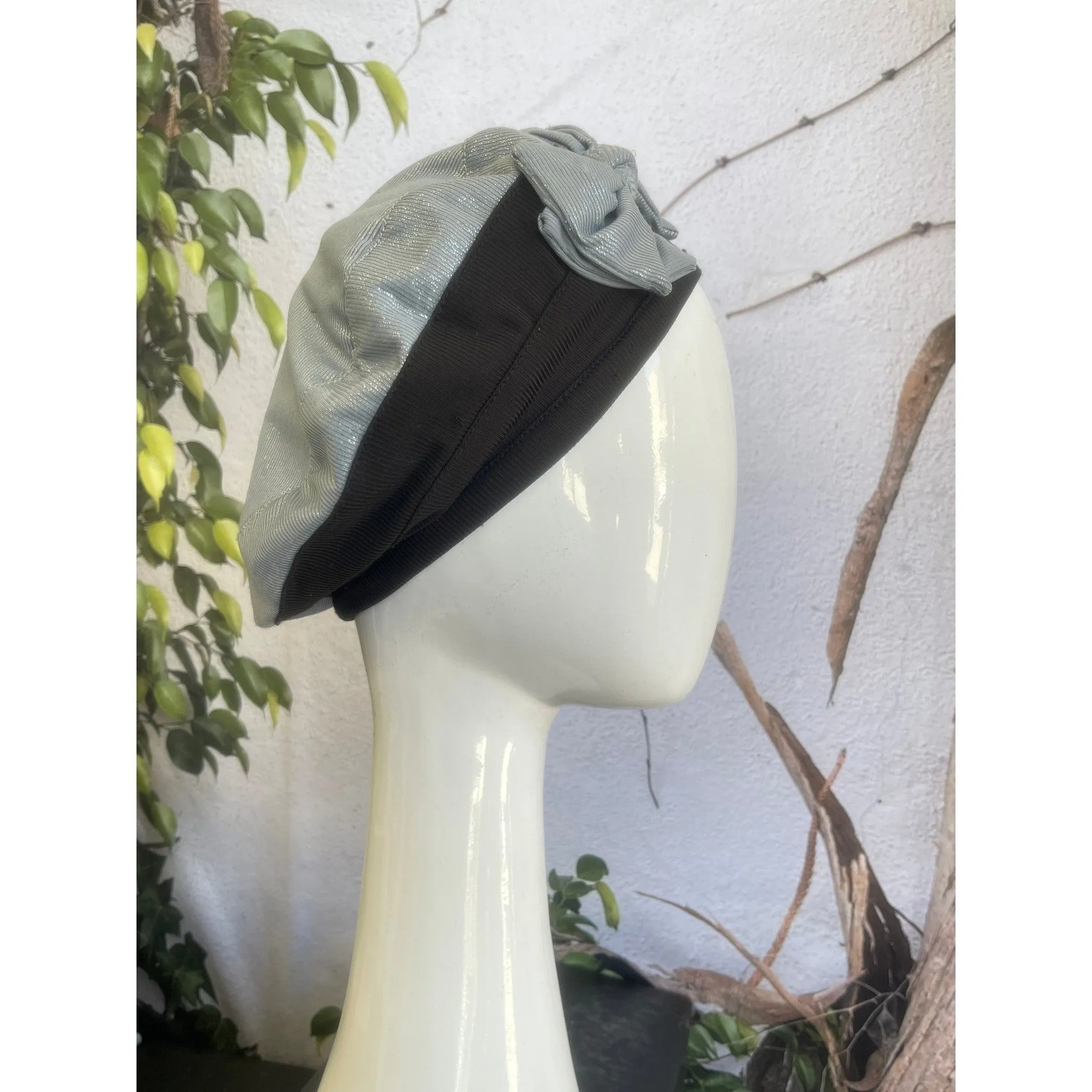 Embellished Hat - Size #1 Black/Silver Bow