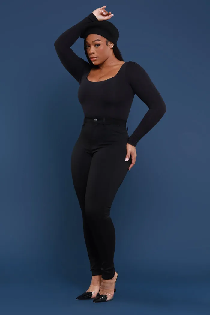 On Strike High Rise Jeans - Black