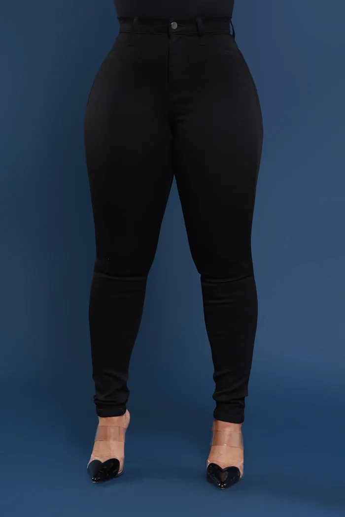 On Strike High Rise Jeans - Black