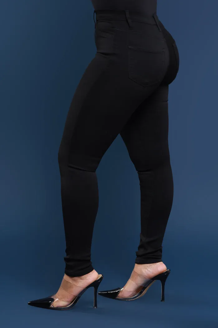 On Strike High Rise Jeans - Black