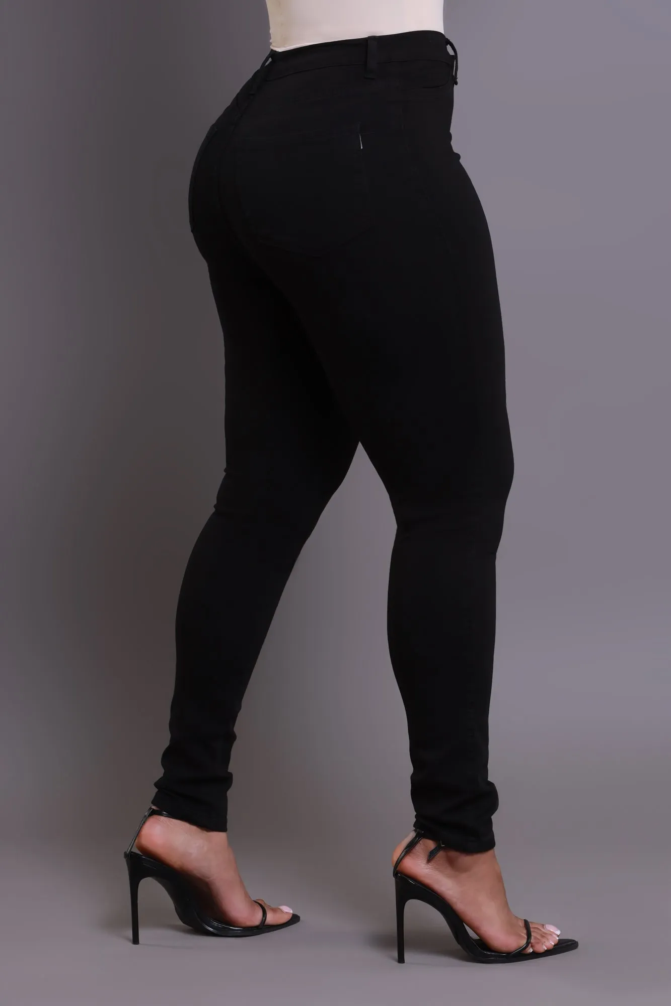 On Strike High Rise Jeans - Black