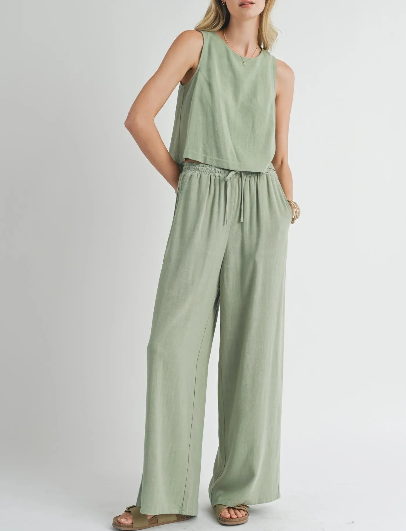 Sugarloaf Linen Tank | Sage