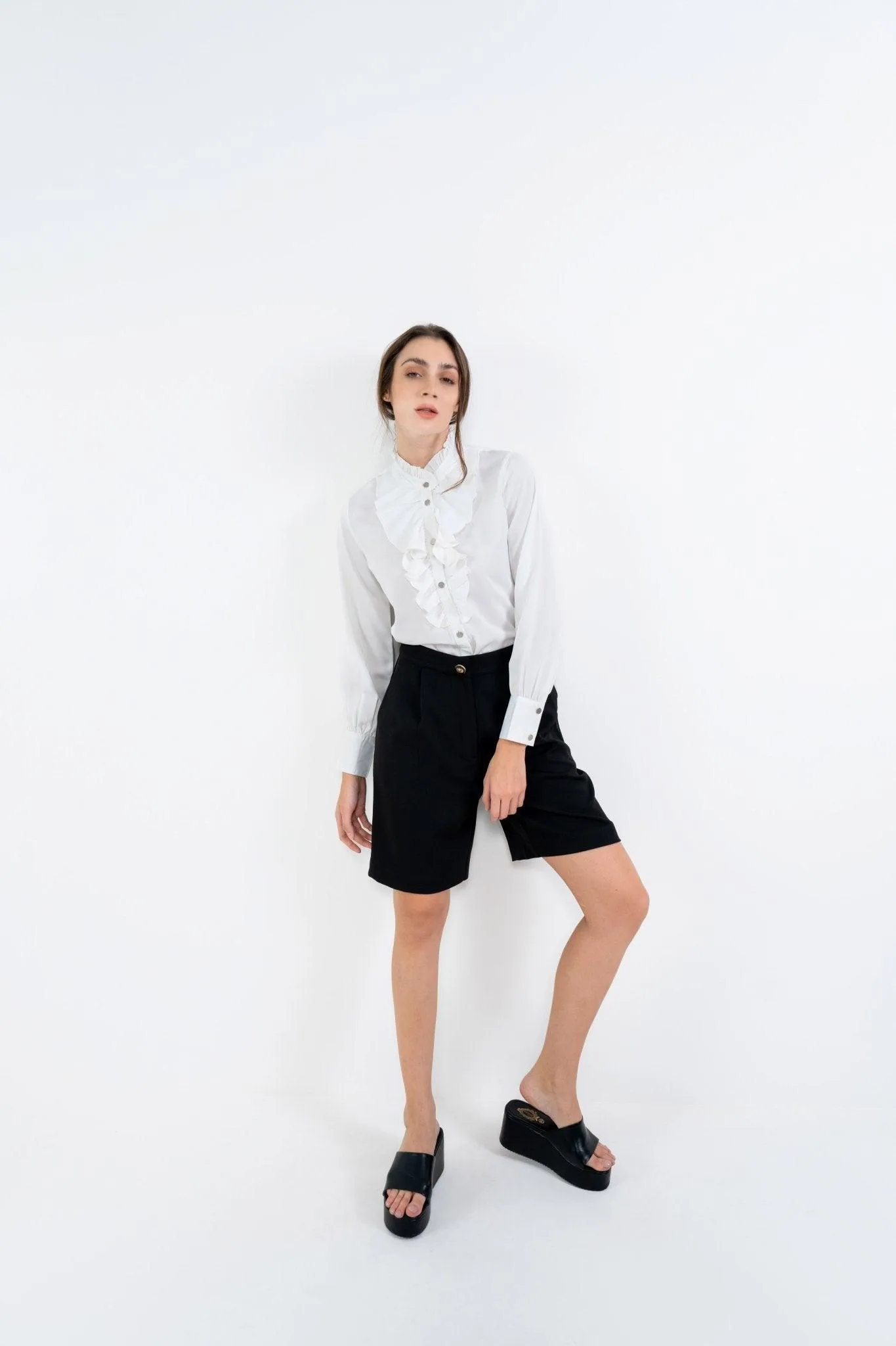 WHITE RUFFLE PLACKET FLOWY SHIRT