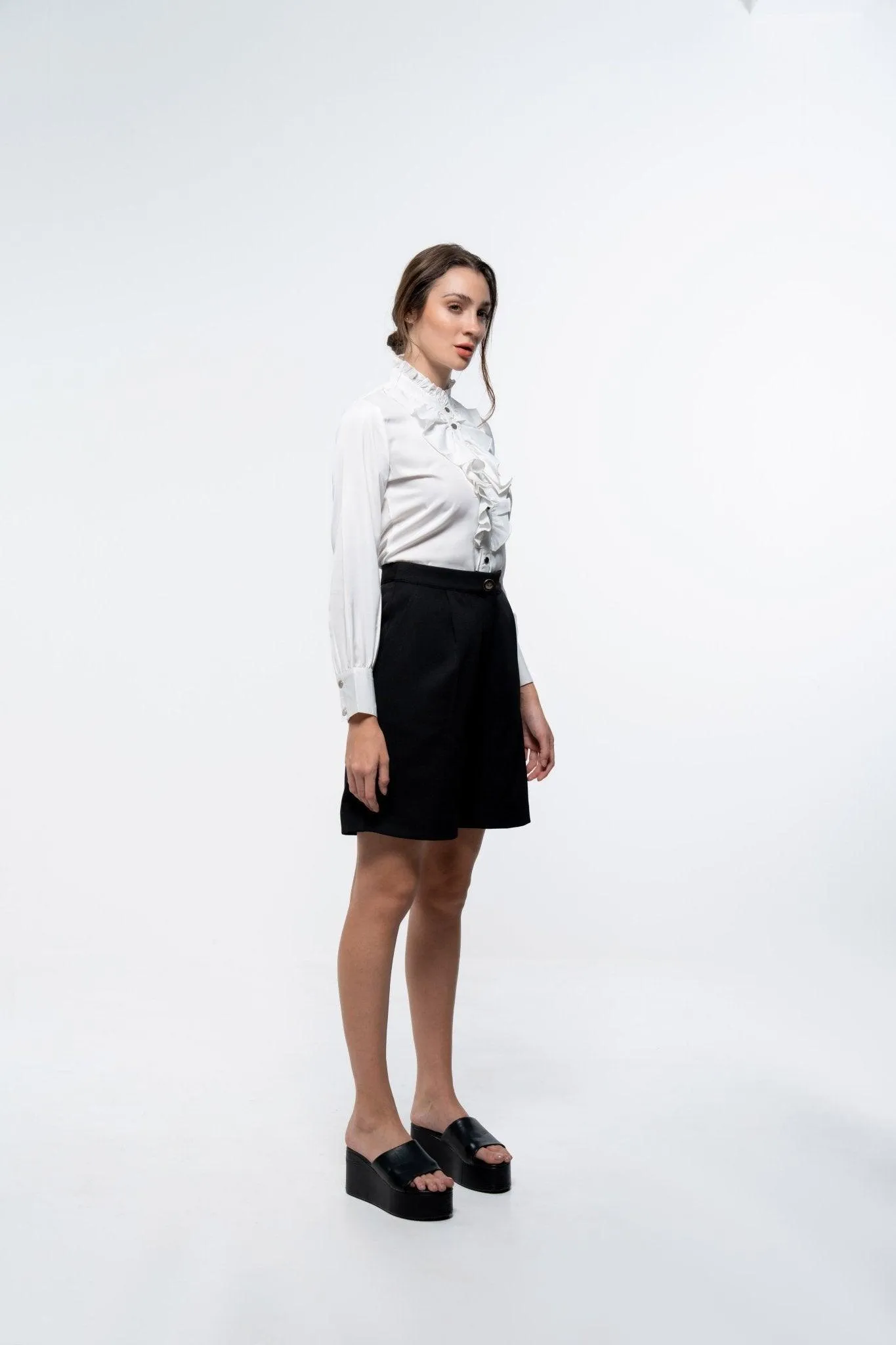 WHITE RUFFLE PLACKET FLOWY SHIRT